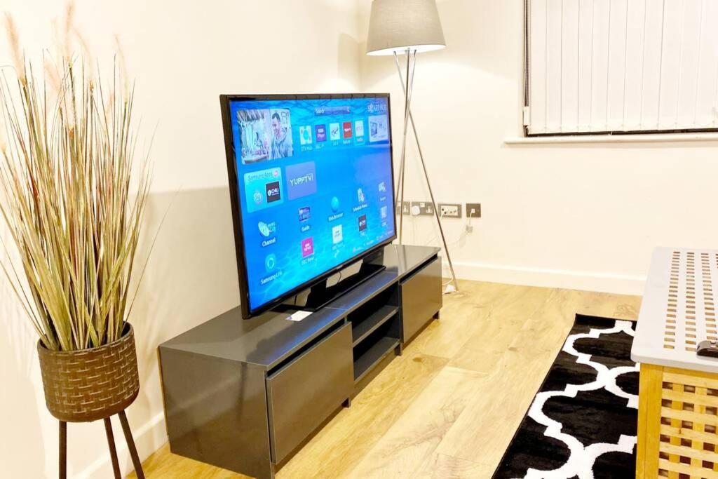 Bishopsgate Luxury Apartment Coventry Dış mekan fotoğraf